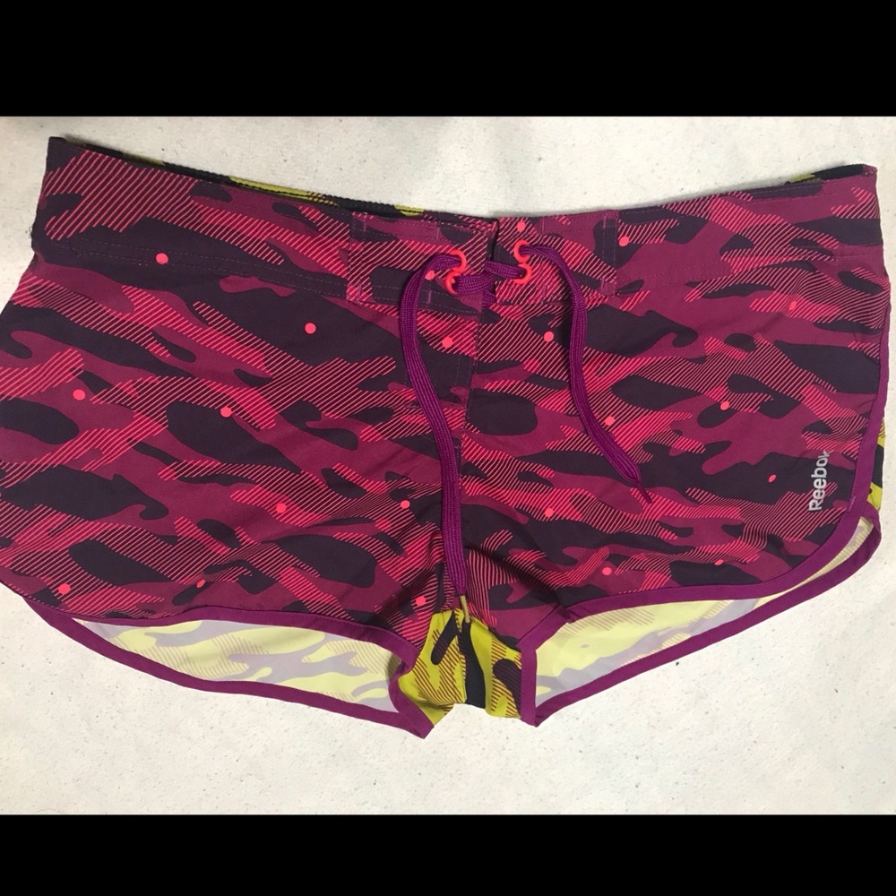 Reebok CrossFit size large shorts